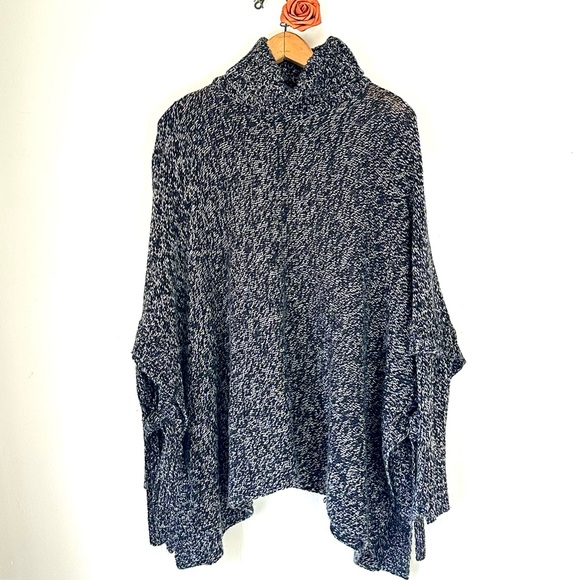 DESIGN LAB | Tunic Chunky Sweater Tie Sides | Black & Grey | Women’s Size Small - Picture 7 of 9